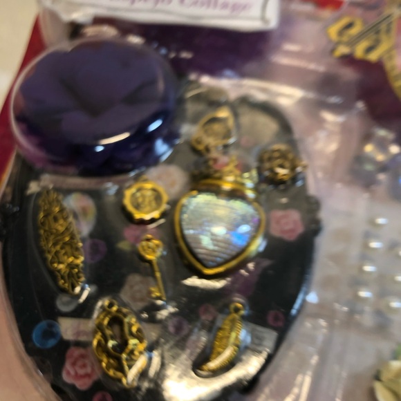 Ever After High Collage Mirror Kit Makeup Fashion BRAND NEW [See Photos] 2014 - Picture 3 of 13